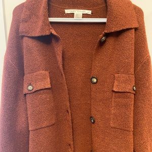 ✨Button up sweater✨